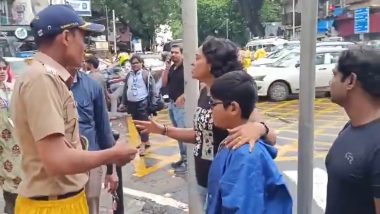 Viral Video: मुंबई के दादर में CJP प्रदर्शन के दौरान महिला को रोके जाने पर पुलिस पर जमकर भड़की, संजय राउत ने वीडियो शेयर कर की तारीफ