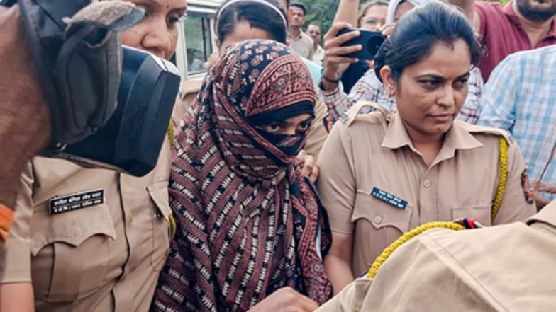 Nashik TCS Case: कोर्ट ने निदा खान को दी जमानत, भगवान कृष्ण के जन्म का जिक्र कर कहा&mdash; 'जेल में बच्चे को जन्म देने का कलंक असहनीय'