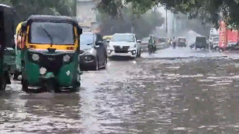Gurugram WFH Advisory: गुरुग्राम में भारी बारिश और जलभराव का कहर; पुलिस ने कंपनियों को कर्मचारियों को 'वर्क फ्रॉम होम' देने की सलाह जारी की