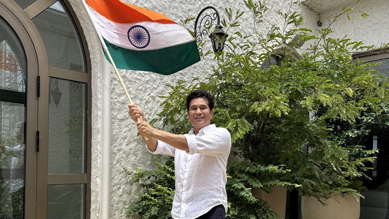 Independence Day 2026: सचिन तेंदुलकर ने तिरंगे के साथ दी स्वतंत्रता दिवस की शुभकामनाएं, वायरल हुई तस्वीर