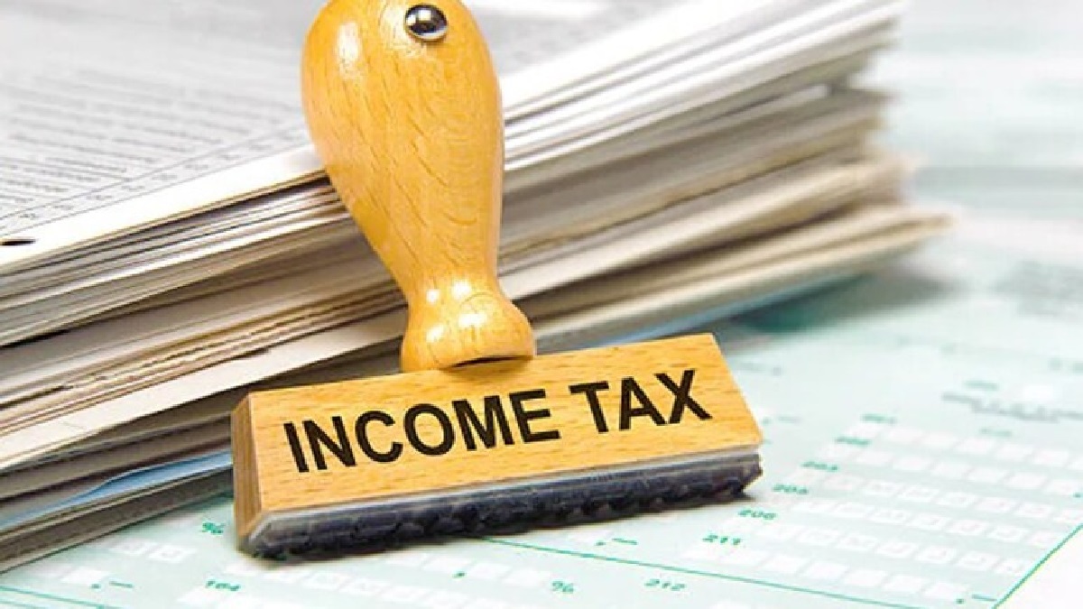 Revised ITR Filing Guide: आईटीआर भरने में हुई गलती? जानिए 31 जुलाई की समय-सीमा के बाद रिवाइज्ड रिटर्न कैसे दाखिल करें
