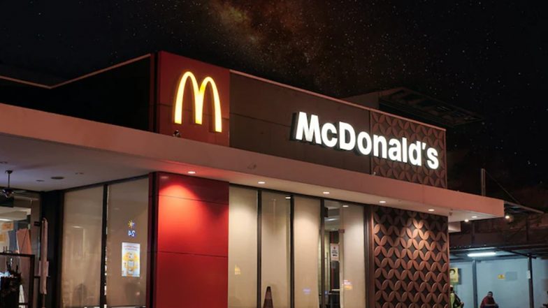 McDonald&rsquo;s Colaba Licence Suspended: स्वच्छता नियमों के उल्लंघन पर मुंबई के मैकडॉनल्ड्स कोलाबा आउटलेट का लाइसेंस निलंबित, रेडियो क्लब और खार जिमखाना पर भी कार्रवाई