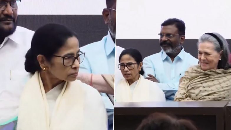 INDIA Bloc Meet: दिल्ली में इंडिया गठबंधन की बैठक में दिखी सोनिया गांधी और ममता बनर्जी की गर्मजोशी; विपक्षी मोर्चे ने चुनाव आयोग के खिलाफ छेड़ा मोर्चा