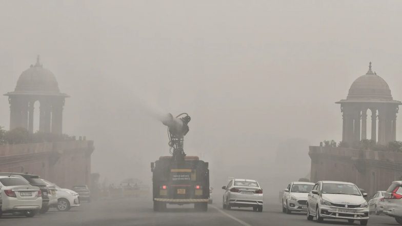Delhi Govt Decision on Pollution: दिल्ली सरकार का बड़ा फैसला, प्रदूषण पर लगाम के लिए पार्किंग शुल्क दोगुना, 50% वर्क फ्रॉम होम की घोषणा