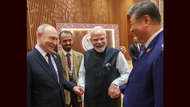 PM Modi BRICS Summit 2026: पीएम नरेंद्र मोदी ने व्लादिमीर पुतिन और शी जिनपिंग के साथ साझा किए गर्मजोशी भरे पल, भारत मंडपम में शुरू हुआ 18वां ब्रिक्स शिखर सम्मेलन