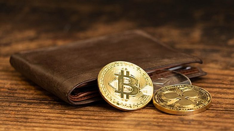 Crypto Crackdown: भारत में 15 विदेशी क्रिप्टो प्लेटफॉर्म्स पर FIU का बड़ा एक्शन; वेबसाइट्स और ऐप्स ब्लॉक करने के निर्देश, मनी लॉन्ड्रिंग नियमों के उल्लंघन पर नोटिस जारी