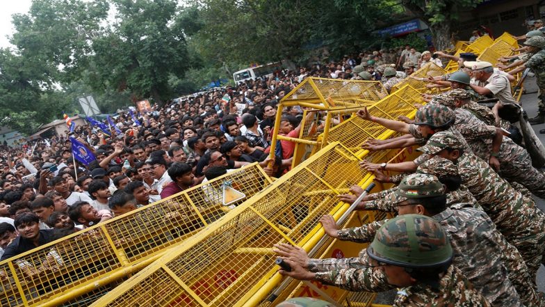NEET Protest: सुप्रीम कोर्ट में केंद्र के आश्वासन के बाद CJP ने वापस लिया 5 सितंबर का दिल्ली प्रोटेस्ट मार्च; FIR वापस लेने और मुआवजे पर बनी सहमति