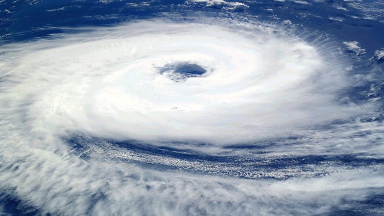 Cyclone Arnab Update: बंगाल की खाड़ी में गहरा दबाव, उत्तर आंध्र और दक्षिण ओडिशा तट की ओर बढ़ा, आज रात तट से टकराने की संभावना