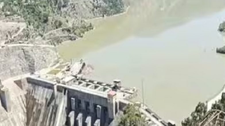 Indus Waters Treaty: दिल्ली द्वारा सिंधु जल संधि पर आए फैसले को खारिज करने के बाद पाकिस्तान भारत के साथ करना चाहता है बातचीत