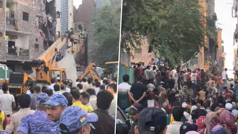 Delhi Seemapuri Building Collapse: न्यू सीमापुरी में गिरी इमारत के मलबे से एक और शव बरामद; मृतकों की संख्या बढ़कर 4 हुई, 8 घायल अस्पताल में भर्ती