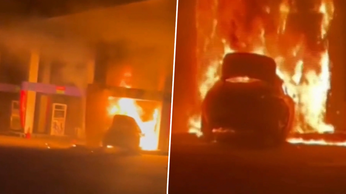 Karnataka Car Fire: अत्तिबेले में पेट्रोल पंप पर रिवर्स करते समय कार में लगी भीषण आग; धू-धू कर जली गाड़ी, बड़ा हादसा टला